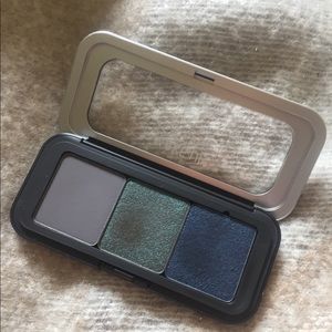 Makeup Forever Artist Shadow Trio